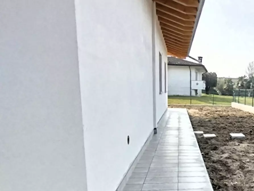 Immagine 25 di Casa indipendente in vendita  in Via Centrale a Azzano Decimo