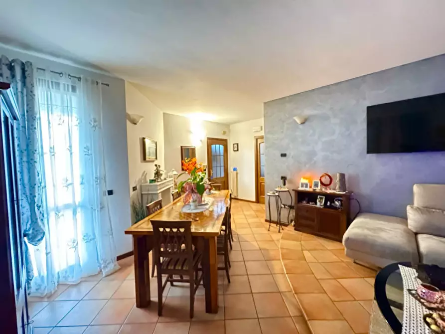 Immagine 15 di Villa in vendita  in VIA. VINCENZO BELLINI a Calvisano