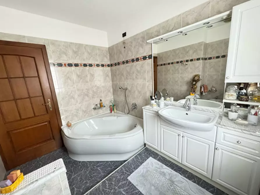 Immagine 29 di Villa in vendita  in VIA. VINCENZO BELLINI a Calvisano