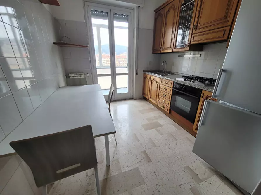 Immagine 11 di Appartamento in vendita  in Via Don bosco a Savona