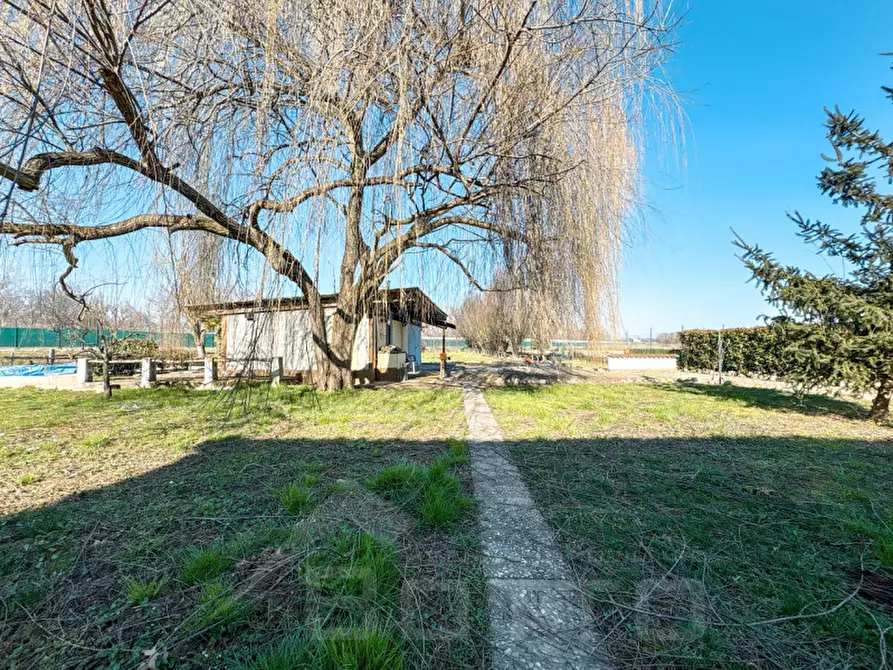 Immagine 44 di Hotel in vendita  in cascina americana a Balocco