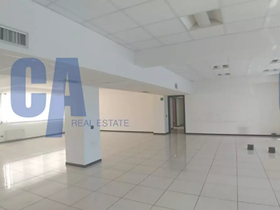 Immagine 1 di Ufficio in affitto  in VIA GROSIO a Milano