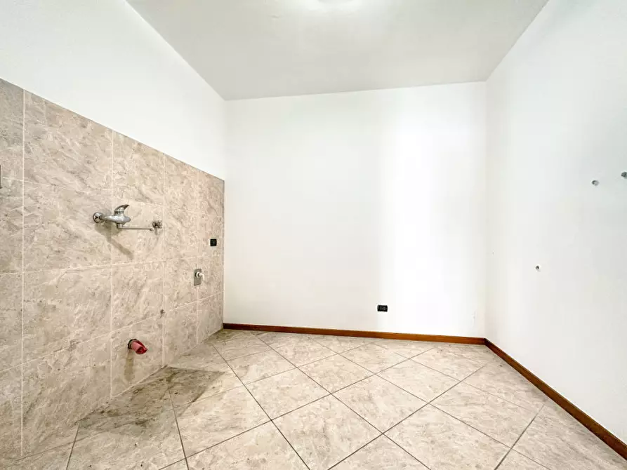 Immagine 7 di Appartamento in vendita  in via tevere 15 a Romagnano Sesia