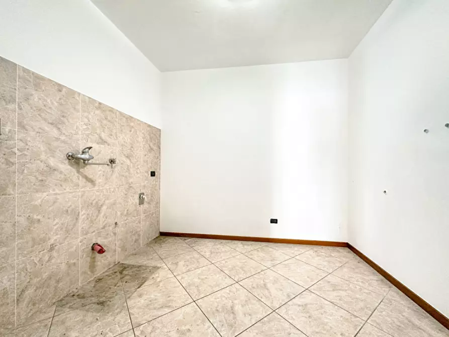 Immagine 10 di Appartamento in vendita  in via tevere 15 a Romagnano Sesia