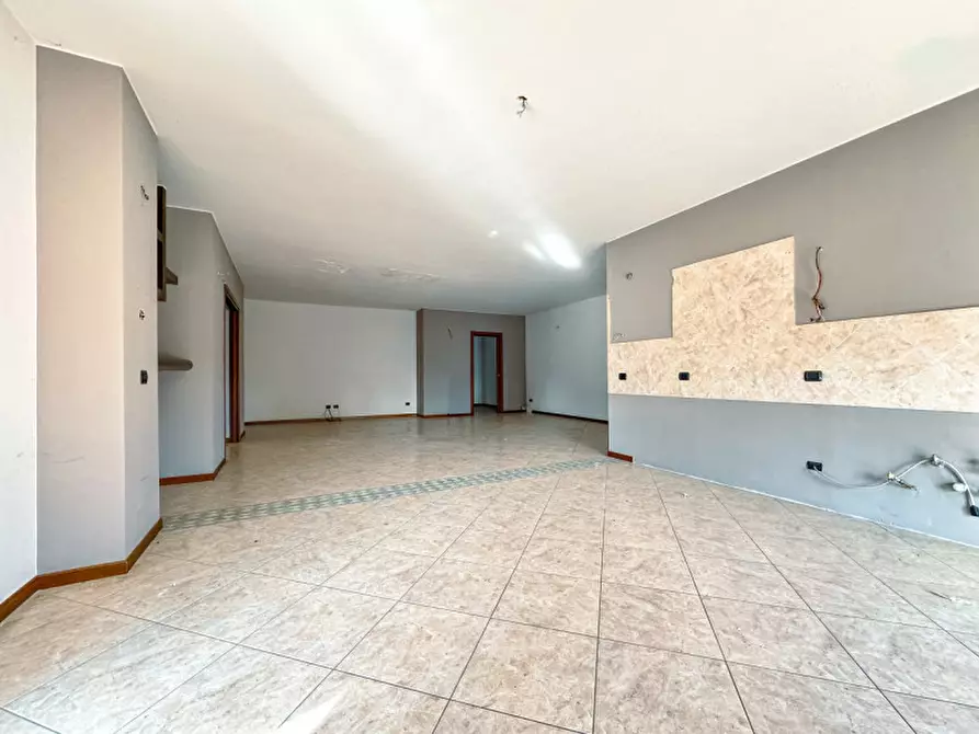 Immagine 11 di Appartamento in vendita  in via tevere 15 a Romagnano Sesia