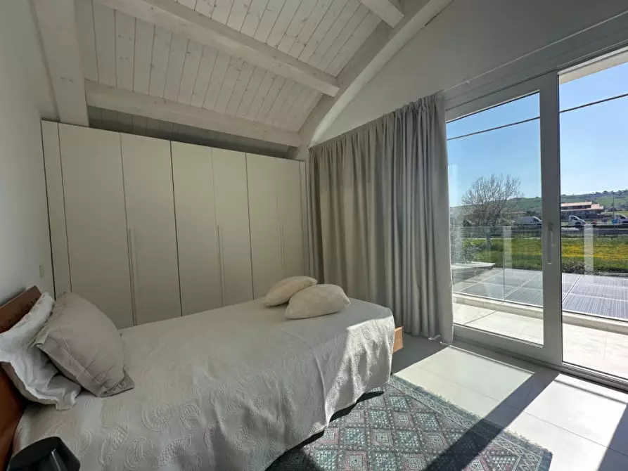 Immagine 15 di Casa indipendente in vendita  in Via Faà di Bruno, 69 a Mondolfo