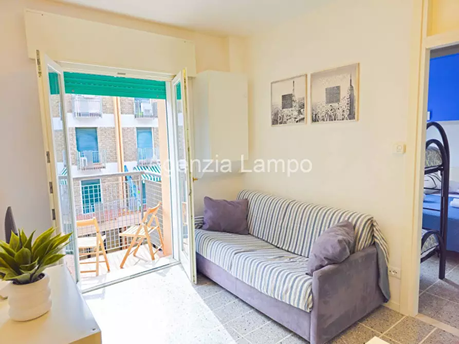 Immagine 2 di Appartamento in vendita  in Largo Augustus a Jesolo