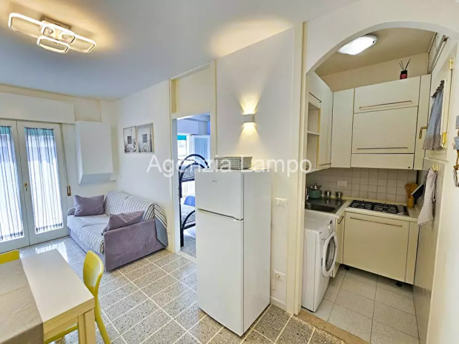 Immagine 8 di Appartamento in vendita  in Largo Augustus a Jesolo