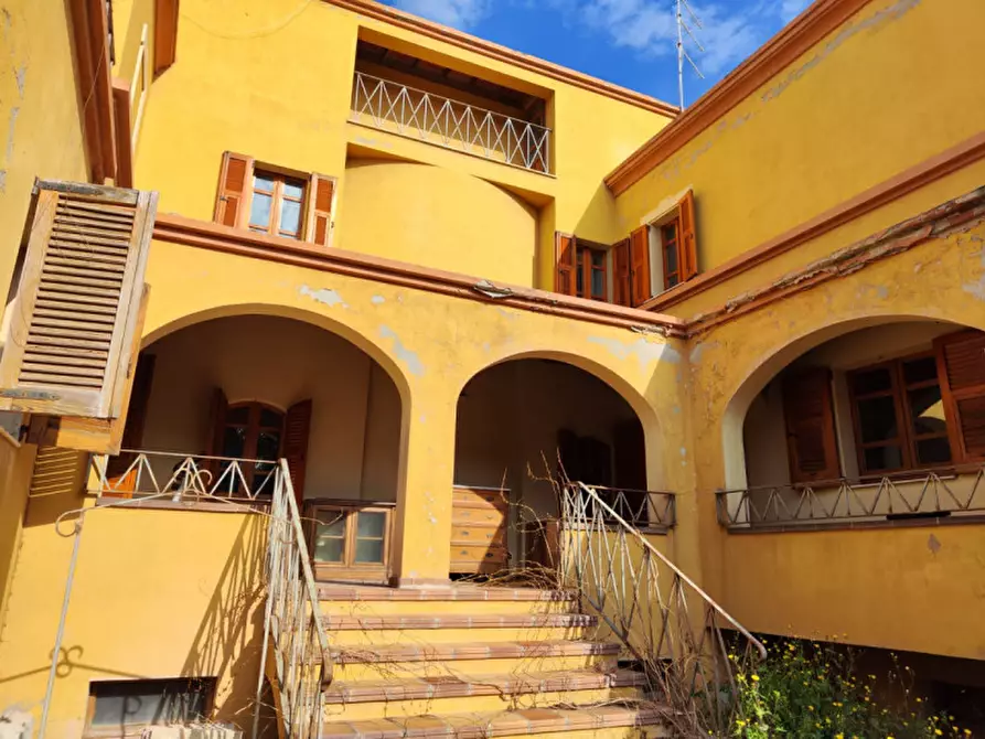 Immagine 2 di Villa in vendita  a Quartu Sant'elena