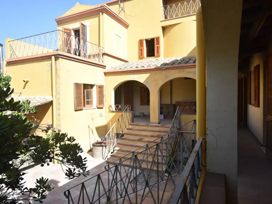 Immagine 6 di Villa in vendita  a Quartu Sant'elena