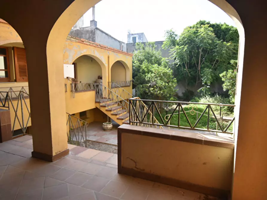 Immagine 14 di Villa in vendita  a Quartu Sant'elena