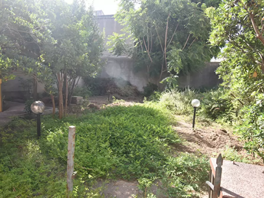 Immagine 20 di Villa in vendita  a Quartu Sant'elena