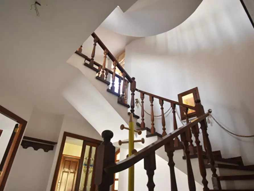 Immagine 23 di Villa in vendita  a Quartu Sant'elena