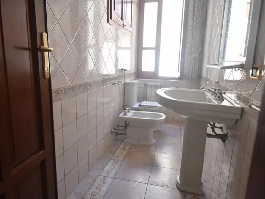 Immagine 38 di Villa in vendita  a Quartu Sant'elena