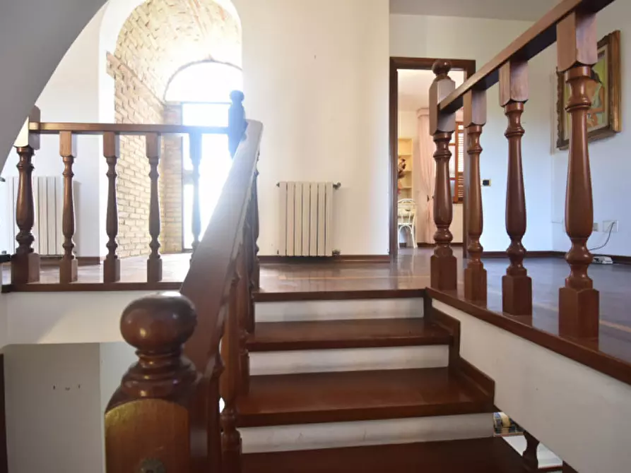 Immagine 42 di Villa in vendita  a Quartu Sant'elena