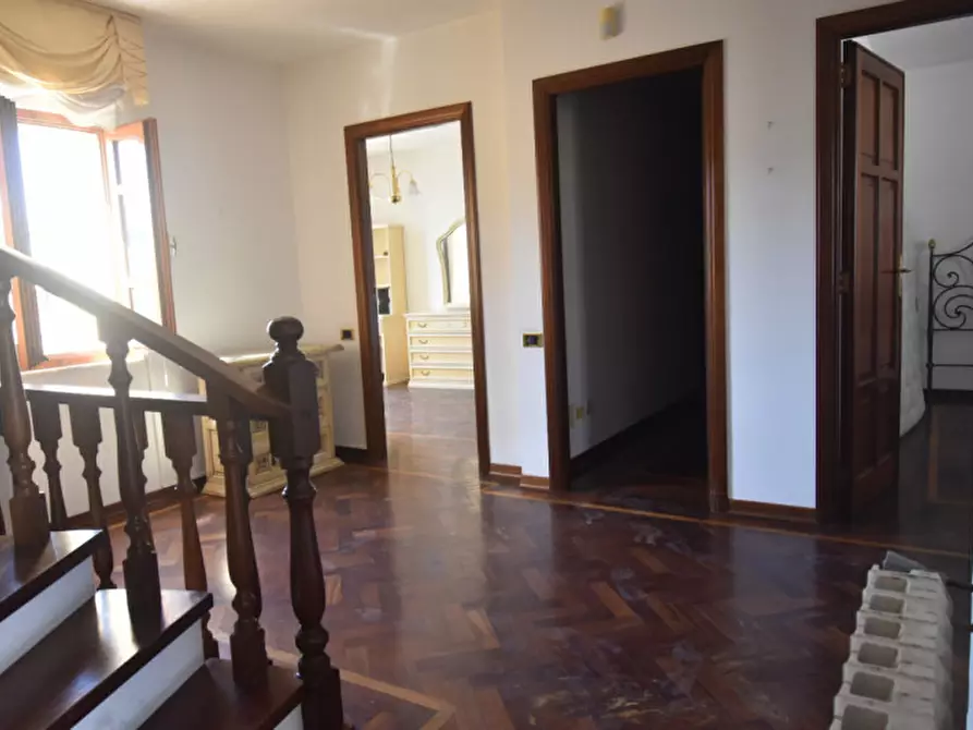 Immagine 43 di Villa in vendita  a Quartu Sant'elena