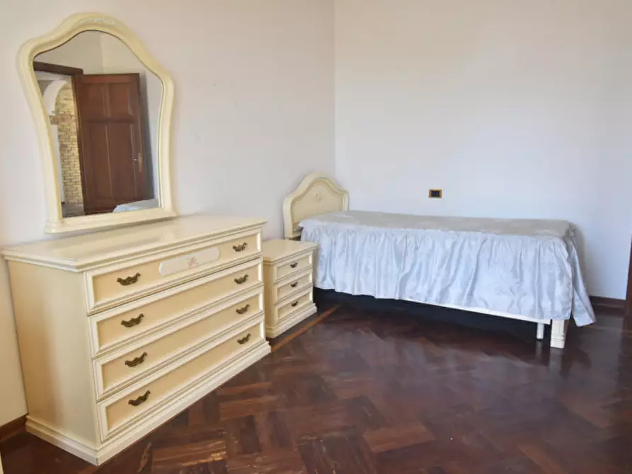 Immagine 51 di Villa in vendita  a Quartu Sant'elena