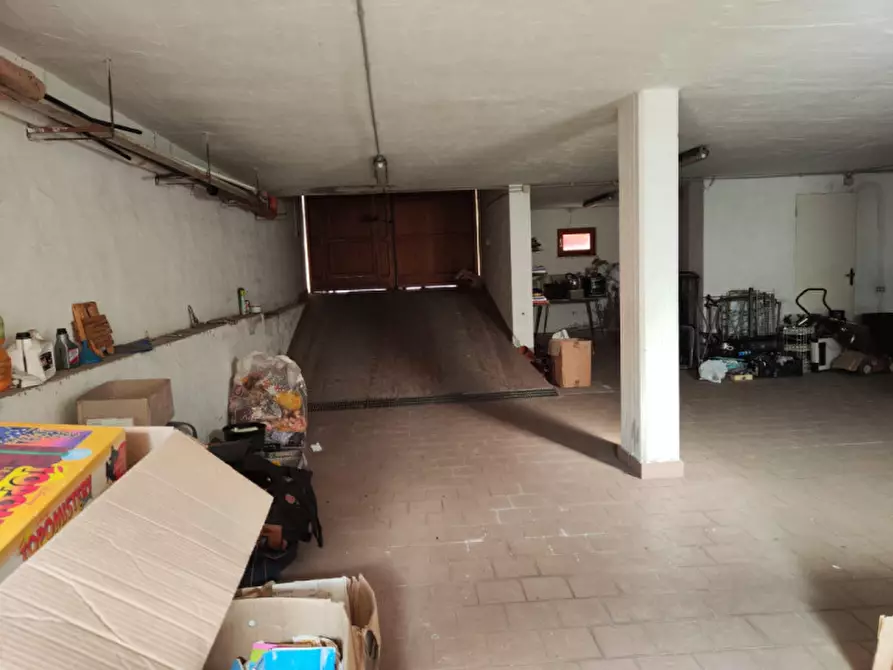 Immagine 89 di Villa in vendita  a Quartu Sant'elena