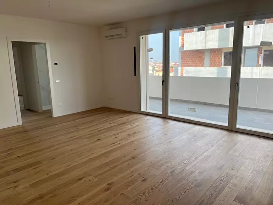 Immagine 25 di Attico in vendita  in Via Primo Levi a Vigodarzere