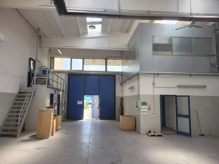Immagine 5 di Capannone industriale in affitto  a Fiorano Modenese