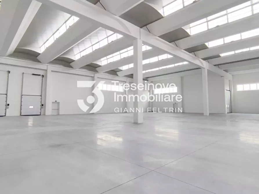 Immagine 16 di Capannone industriale in vendita  in Via Lombardia a Paese