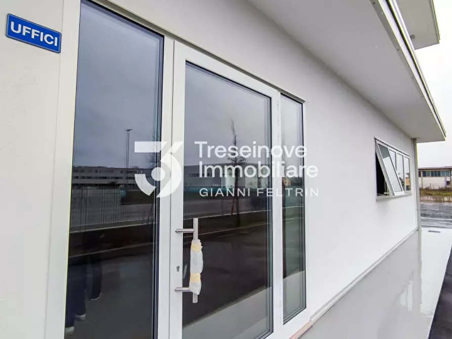 Immagine 20 di Capannone industriale in vendita  in Via Lombardia a Paese