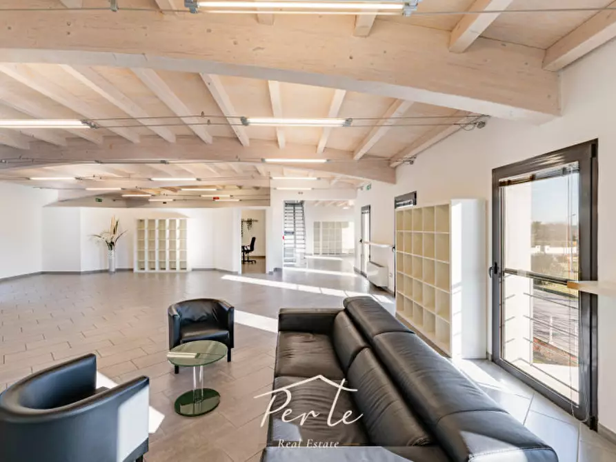 Immagine 24 di Ufficio in affitto  in via leonardi accordi a Castellucchio