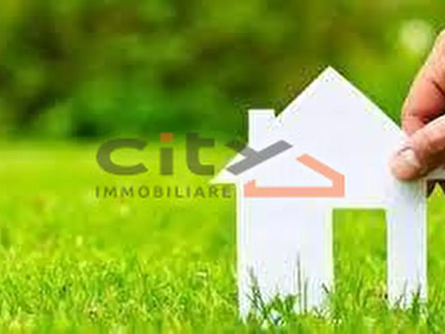 Immagine 9 di Casa indipendente in vendita  a Pove Del Grappa