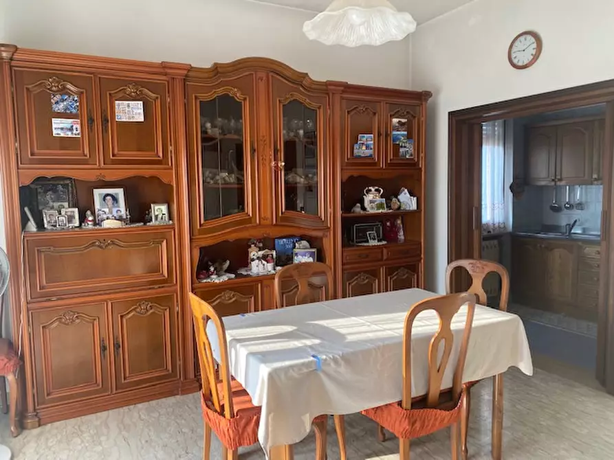 Immagine 2 di Casa bifamiliare in vendita  in via roma a Campolongo Maggiore