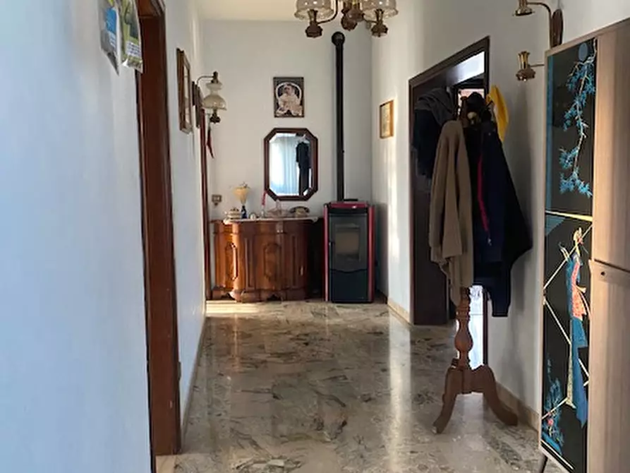 Immagine 12 di Casa bifamiliare in vendita  in via roma a Campolongo Maggiore