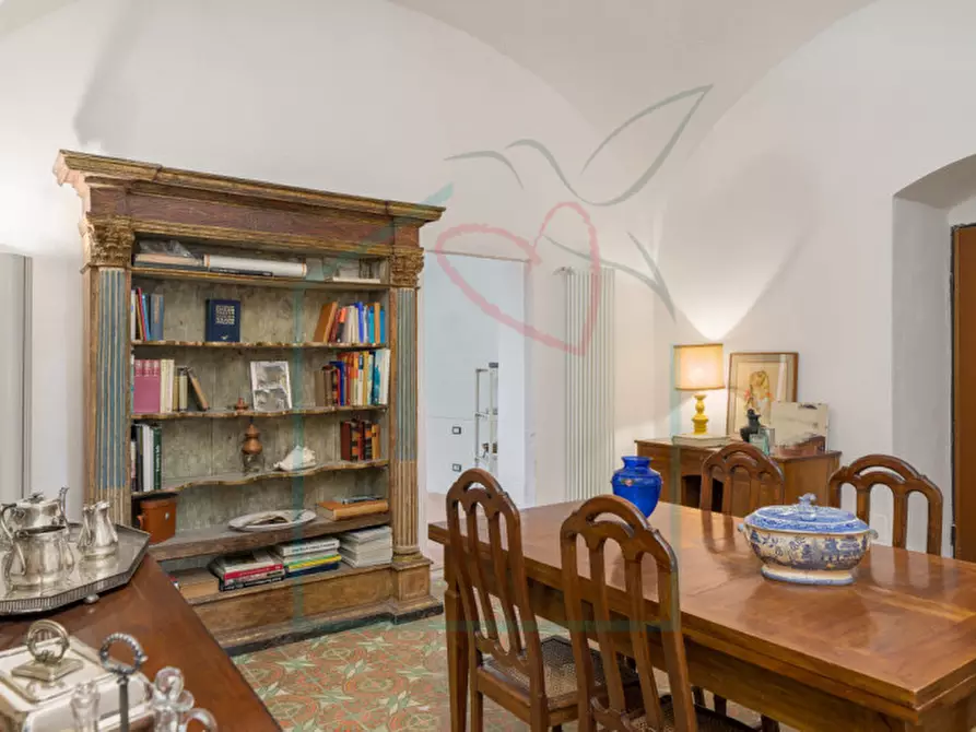 Immagine 11 di Appartamento in vendita  a Sarzana