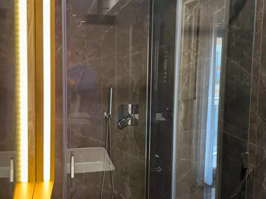 Immagine 24 di Appartamento in vendita  in Via Giorgio Rizzo,N°67 a Milazzo