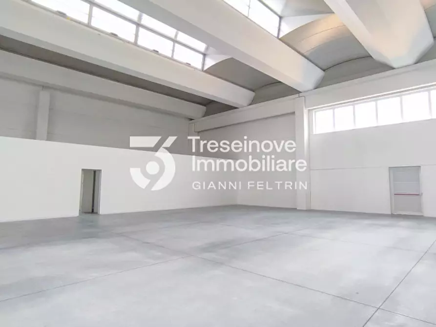 Immagine 18 di Capannone industriale in vendita  in Via Lombardia a Paese