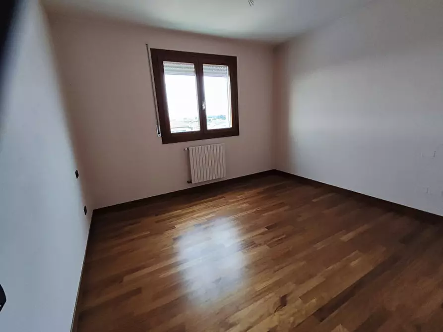 Immagine 13 di Appartamento in vendita  a Selvazzano Dentro