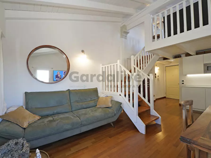 Immagine 10 di Appartamento in vendita  in Via Cavour a Toscolano-Maderno