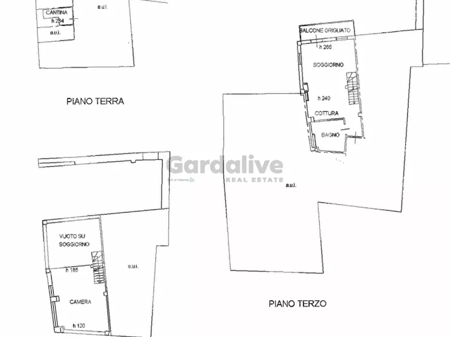 Immagine 28 di Appartamento in vendita  in Via Cavour a Toscolano-Maderno