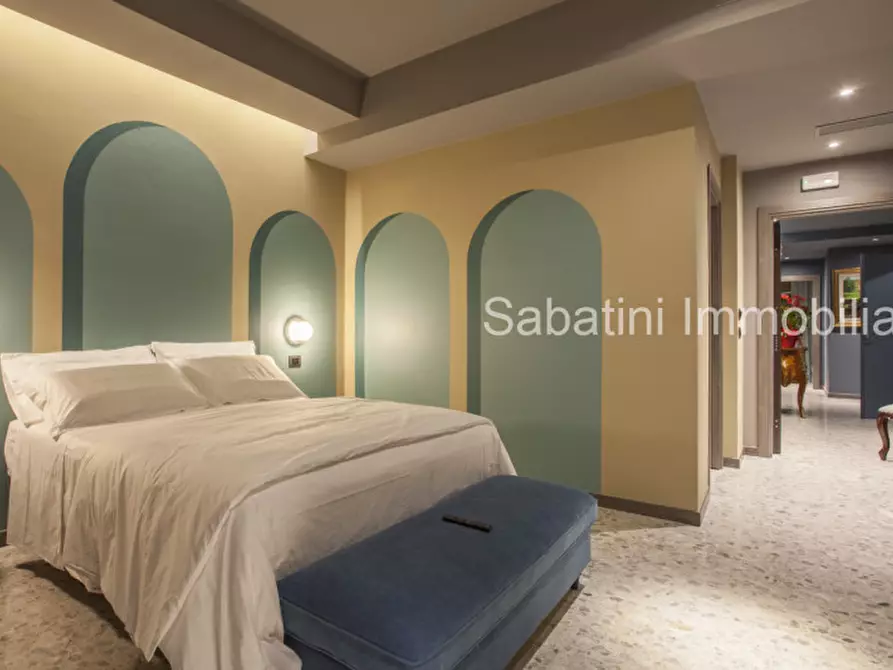 Immagine 1 di Appartamento in vendita  in Via Fiume, 15 a Pescara