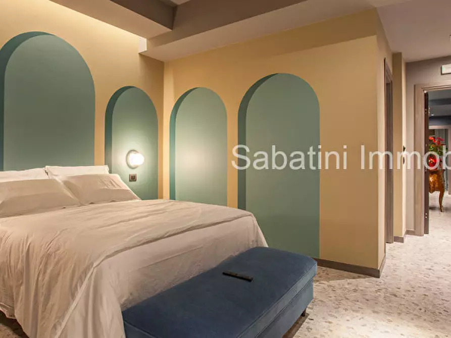 Immagine 3 di Appartamento in vendita  in Via Fiume, 15 a Pescara