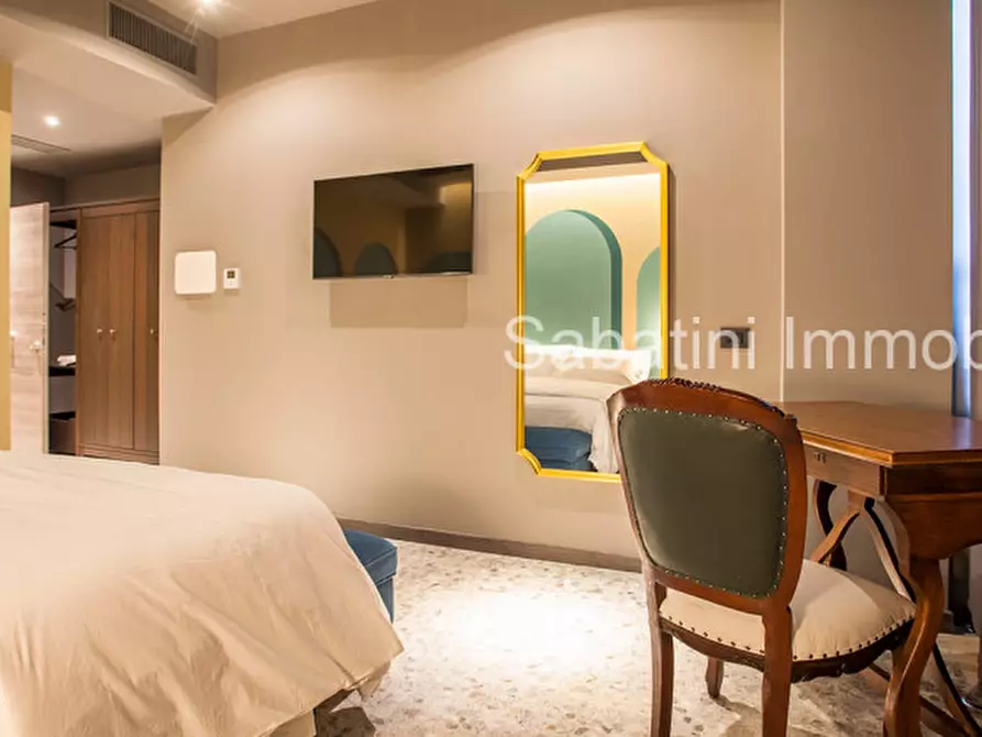 Immagine 4 di Appartamento in vendita  in Via Fiume, 15 a Pescara