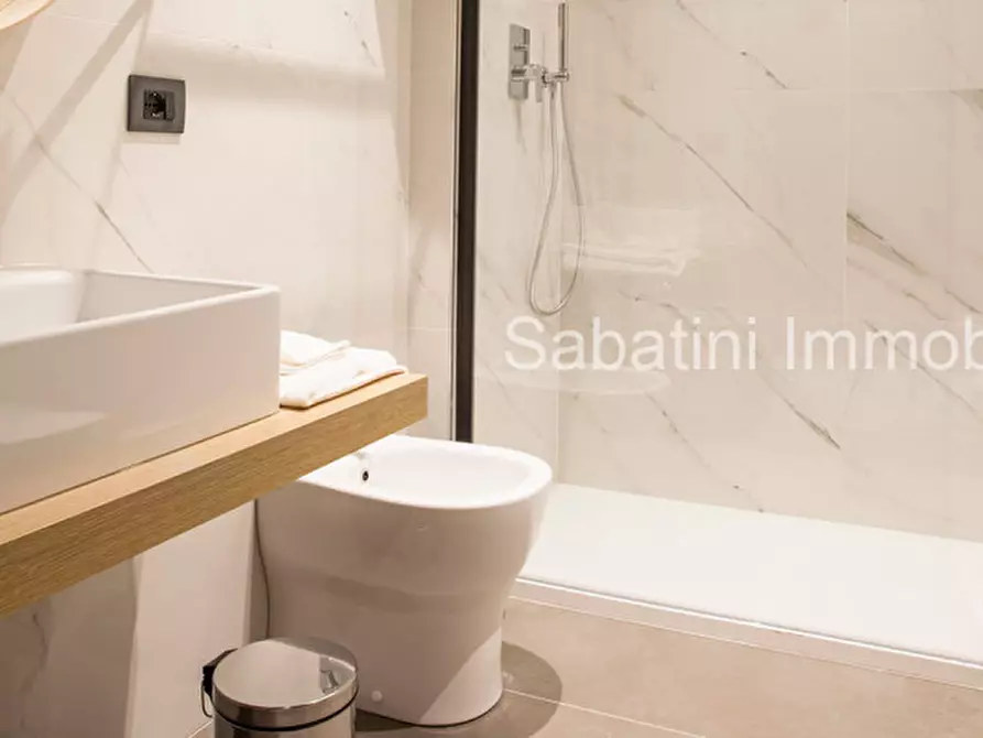 Immagine 5 di Appartamento in vendita  in Via Fiume, 15 a Pescara