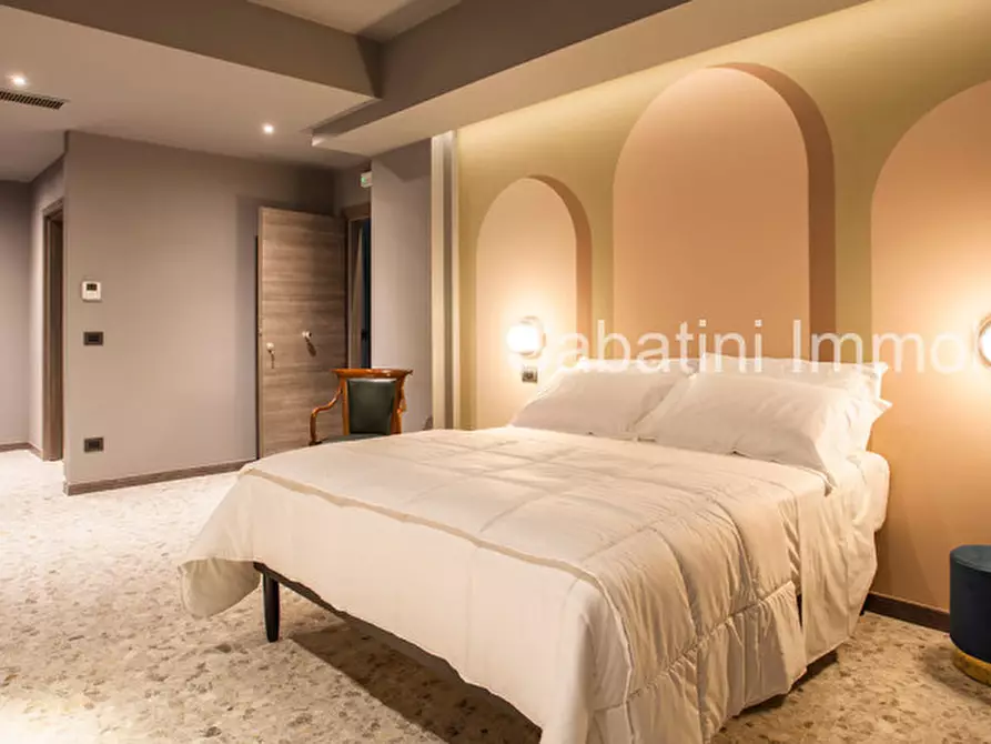 Immagine 10 di Appartamento in vendita  in Via Fiume, 15 a Pescara