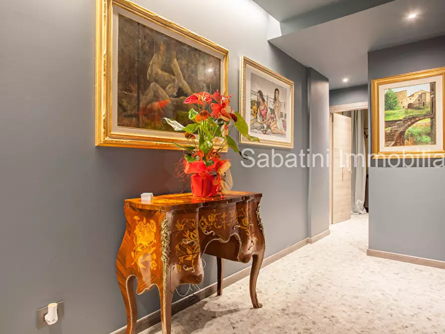 Immagine 17 di Appartamento in vendita  in Via Fiume, 15 a Pescara