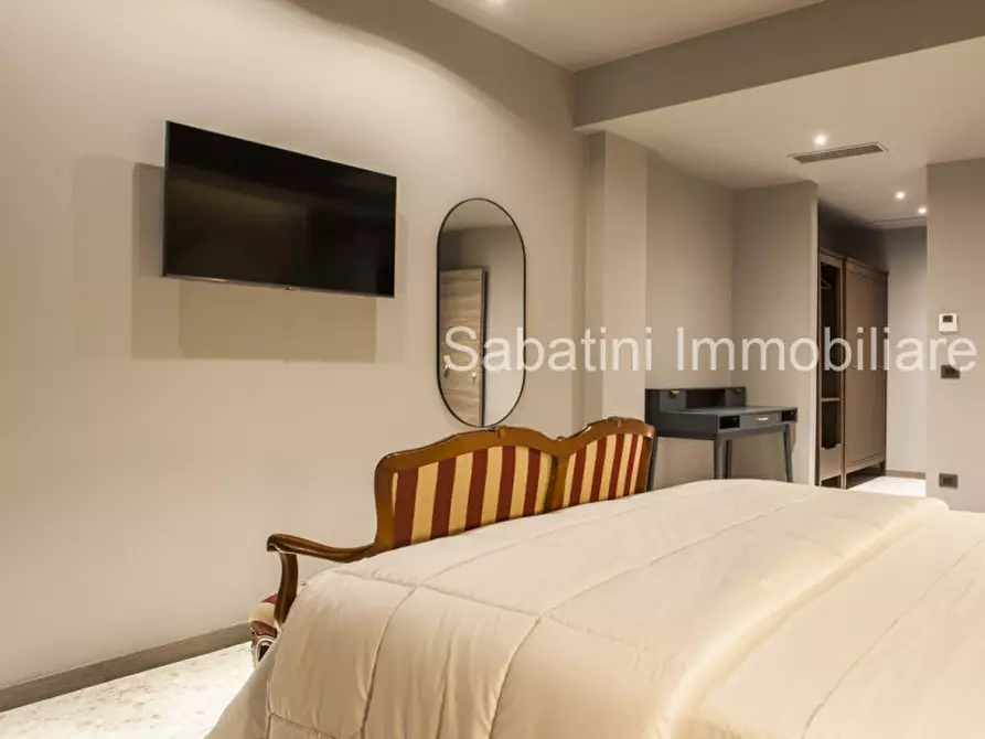 Immagine 30 di Appartamento in vendita  in Via Fiume, 15 a Pescara