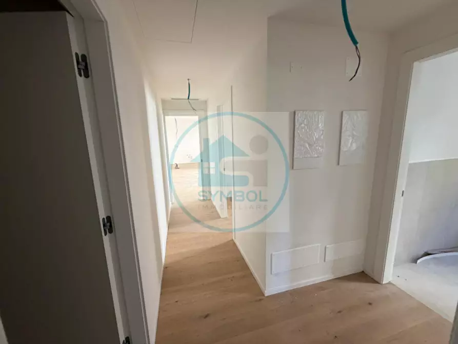 Immagine 8 di Appartamento in vendita  in Via Amedeo Modigliani a Venezia
