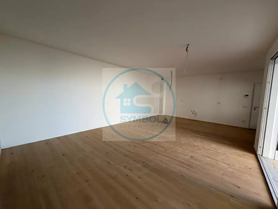 Immagine 9 di Appartamento in vendita  in Via Amedeo Modigliani a Venezia