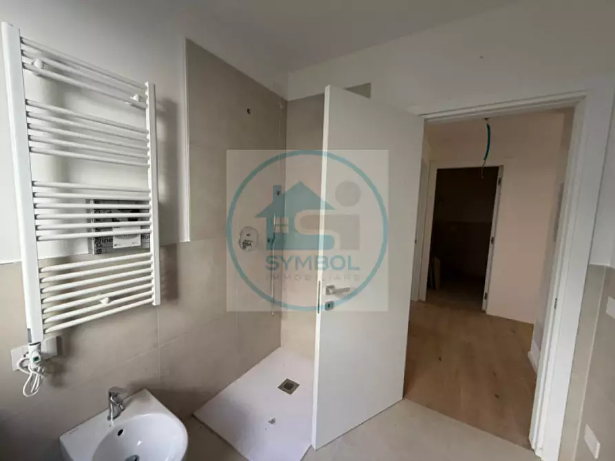 Immagine 14 di Appartamento in vendita  in Via Amedeo Modigliani a Venezia