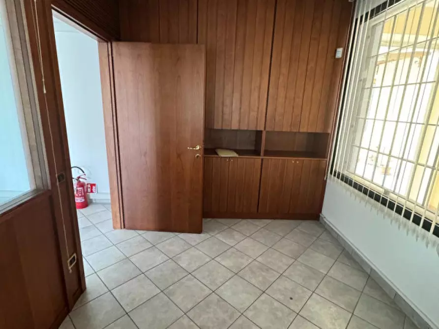 Immagine 9 di Negozio in affitto  in Piazza Municipio 6 a Trivignano Udinese