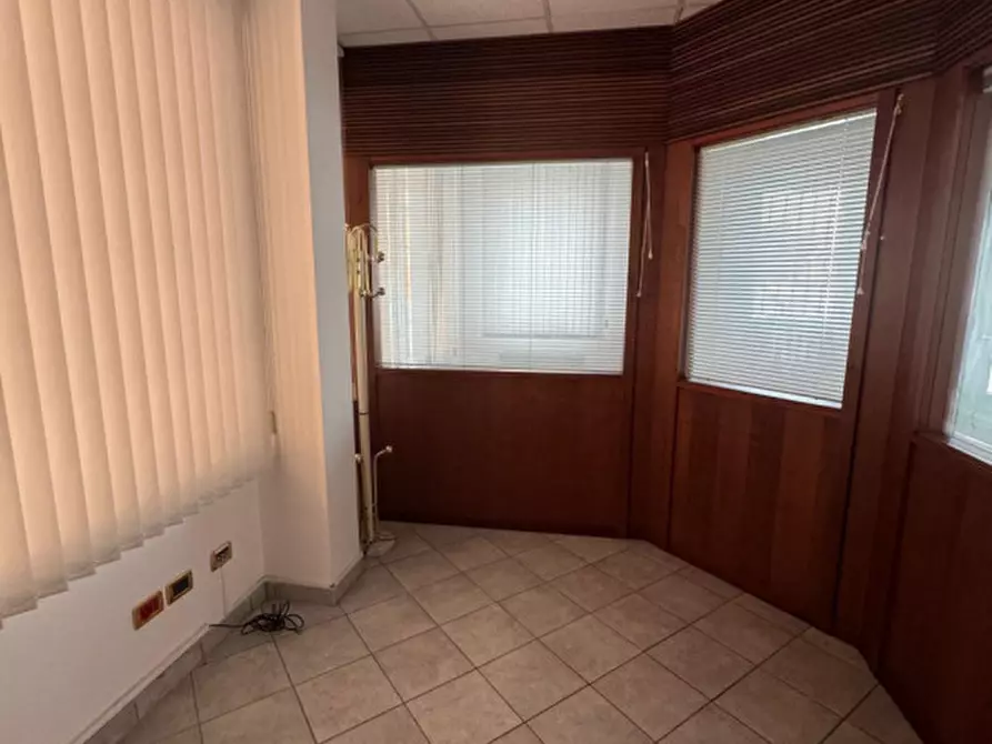 Immagine 10 di Negozio in affitto  in Piazza Municipio 6 a Trivignano Udinese