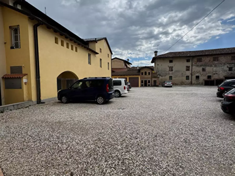 Immagine 20 di Negozio in affitto  in Piazza Municipio 6 a Trivignano Udinese