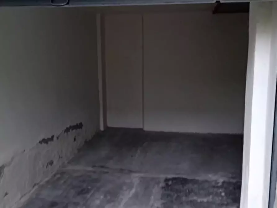 Immagine 3 di Garage in vendita  in Via Don Giovanni Bosco 23 a Torino